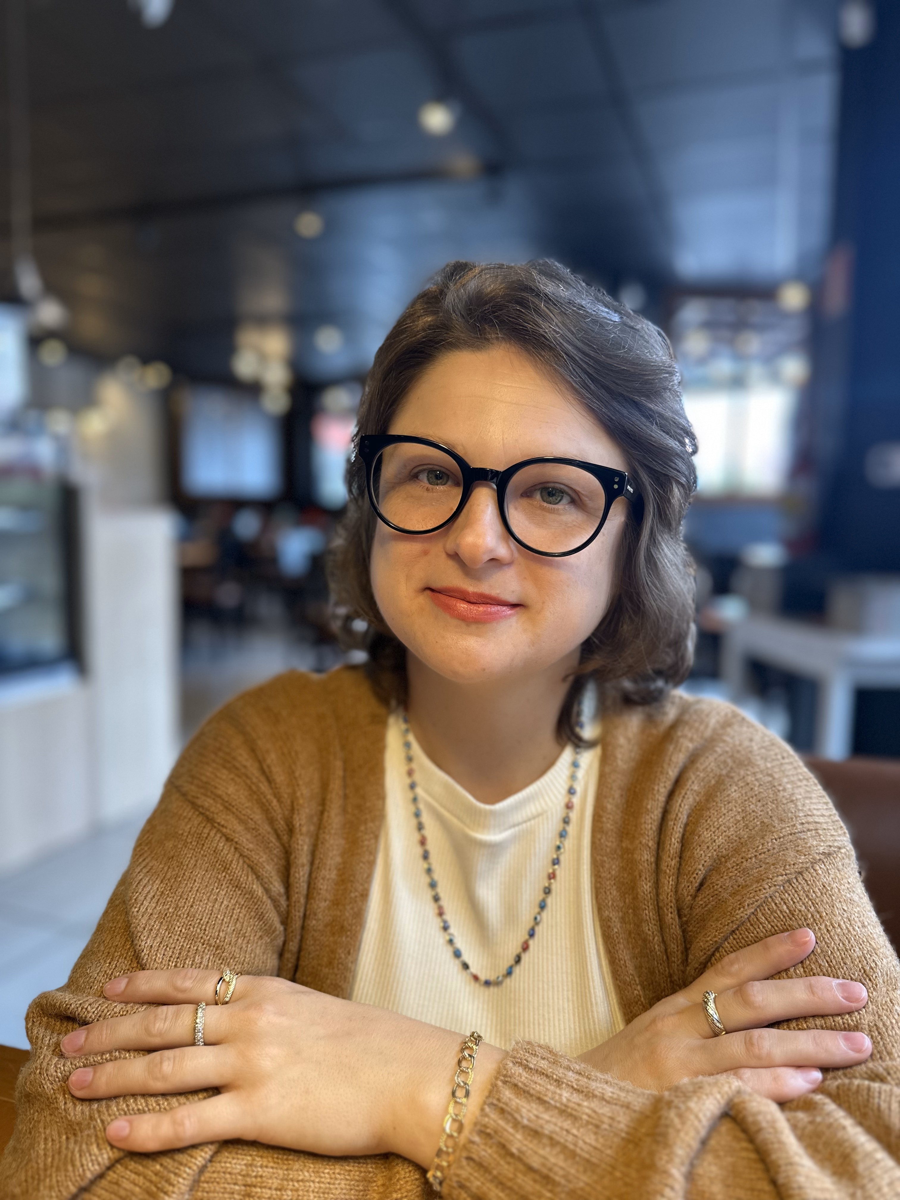 Tatiana Müller - Revisora e Leitora Crítica Profissional